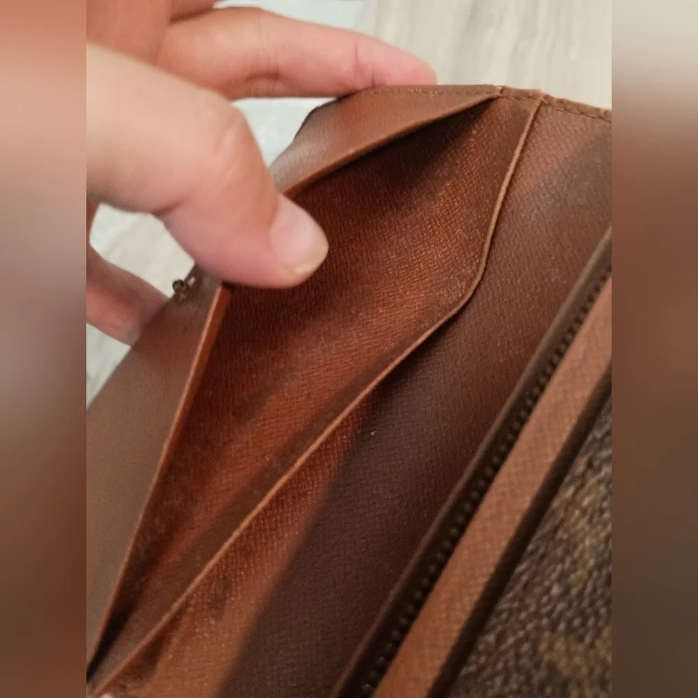 Louis Vuitton LV Portefeuille Tresor Bifold Wallet Medium Monogram Brown Purse